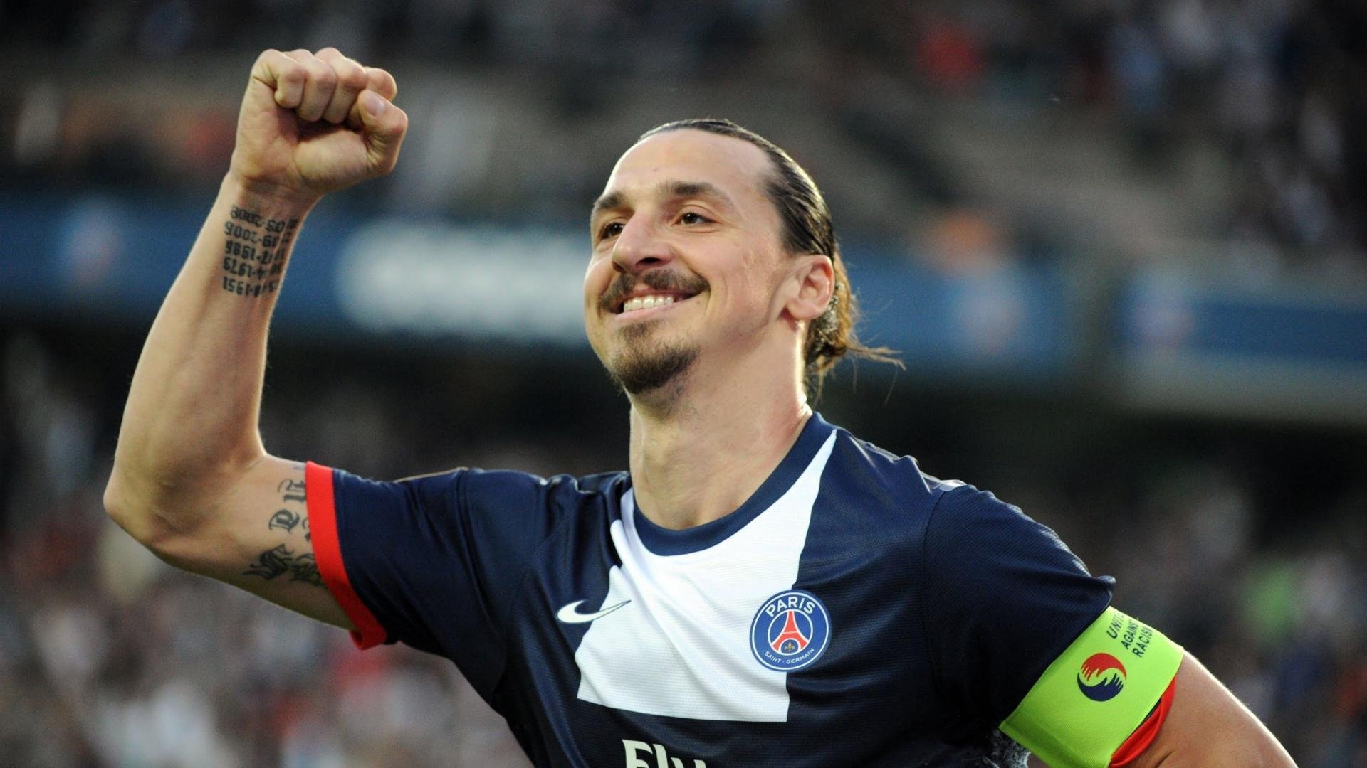 塞尔·拉恩:以无与伦比的速度突破对方防线,他在全黑队进攻中占据重要位置