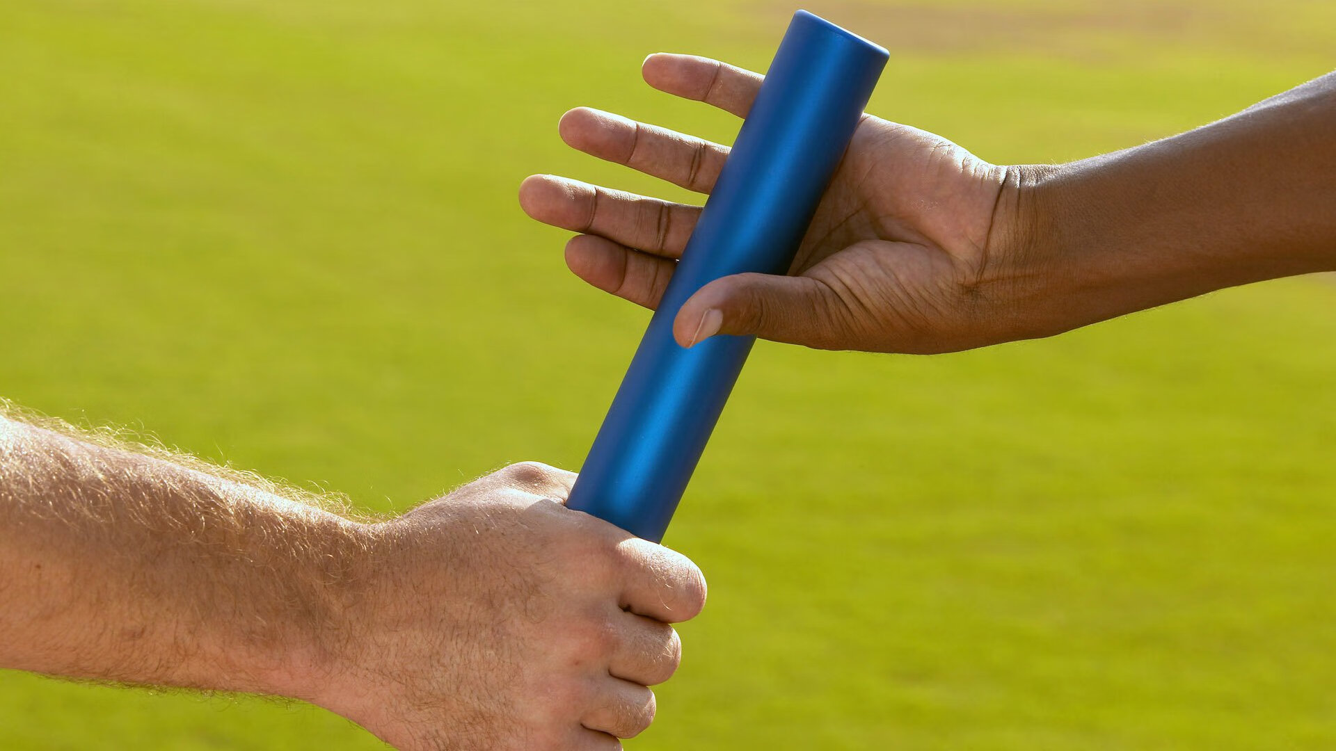 《王者荣耀》“荣耀之门”，冠军队伍全力冲刺！