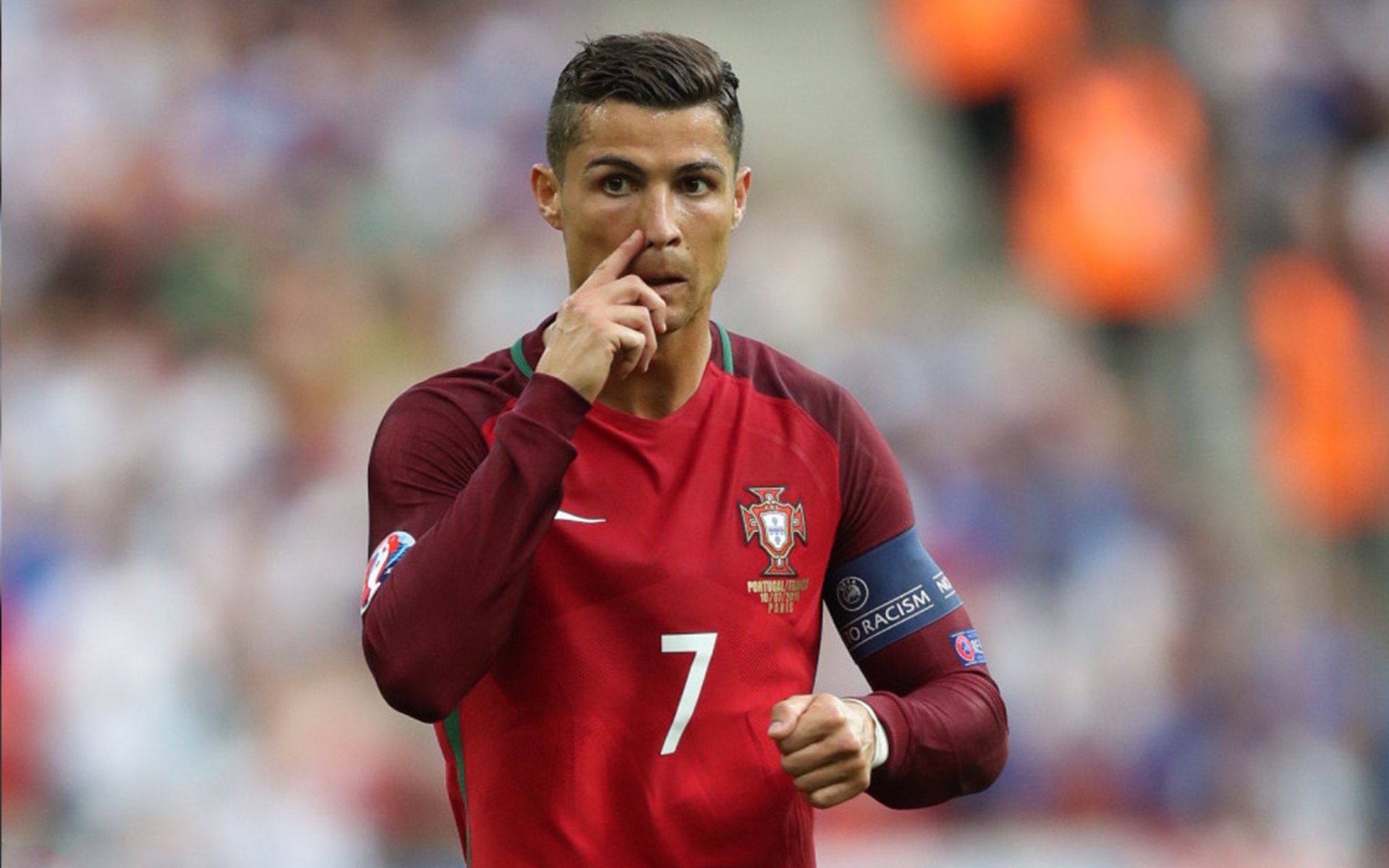 骑士前锋训练中展示出色滑步技巧，骑士训练方法